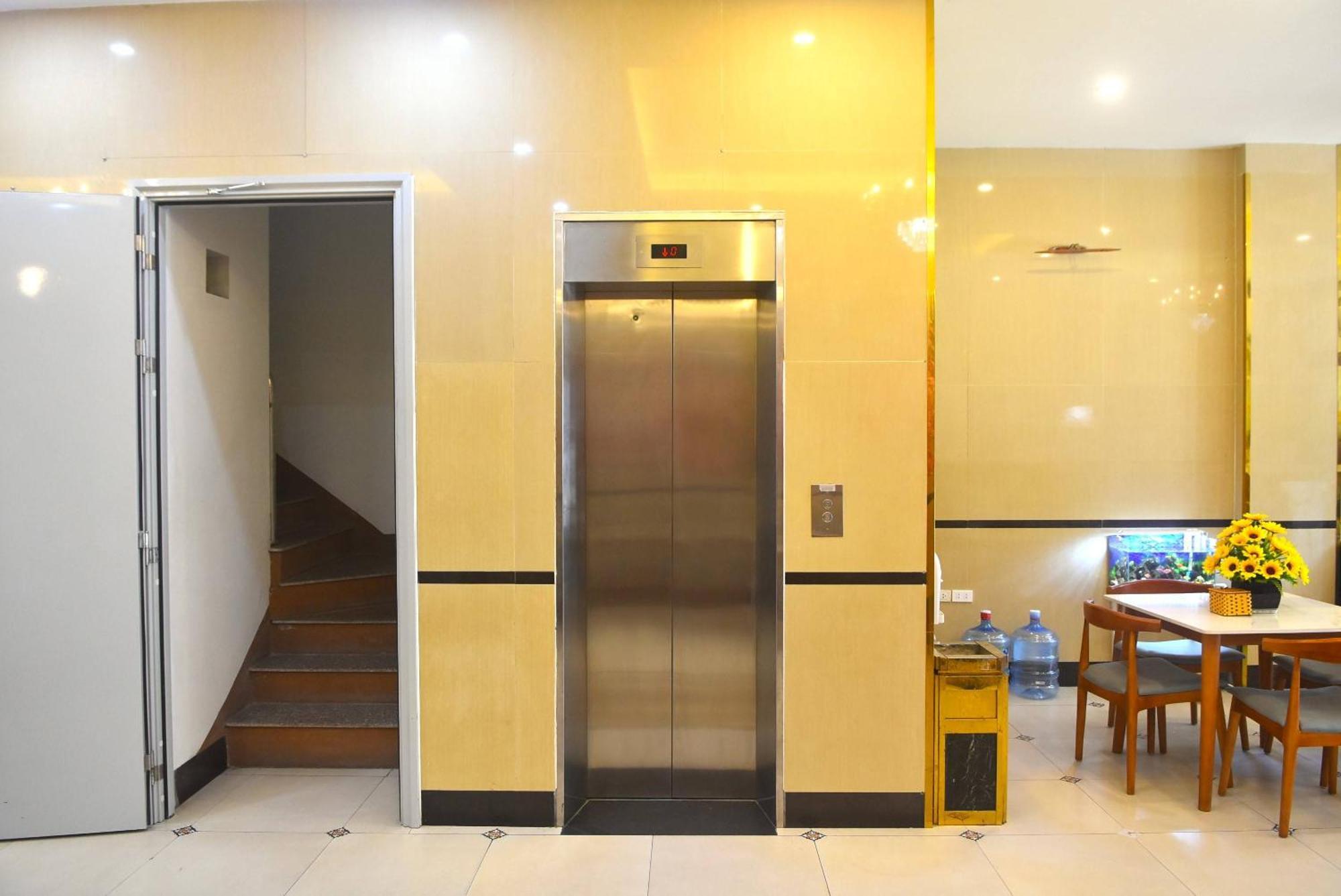 Thanh Hang Hotel Near Emerald My Dinh Hanoï Extérieur photo